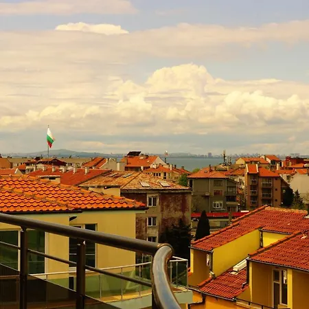 Big Terrace With A Seaview Apartmán *